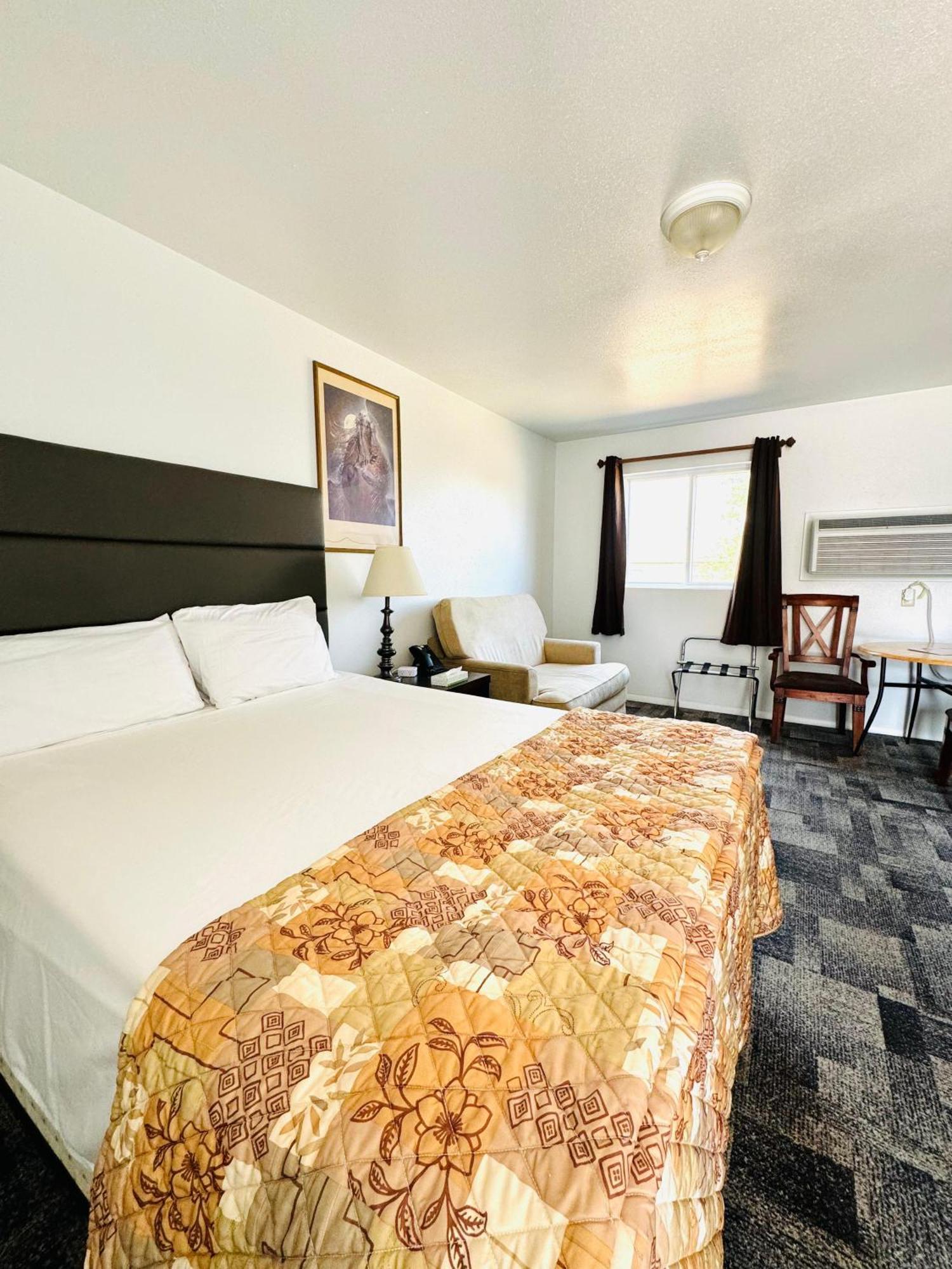 Americas Best Value Inn Salmon Экстерьер фото